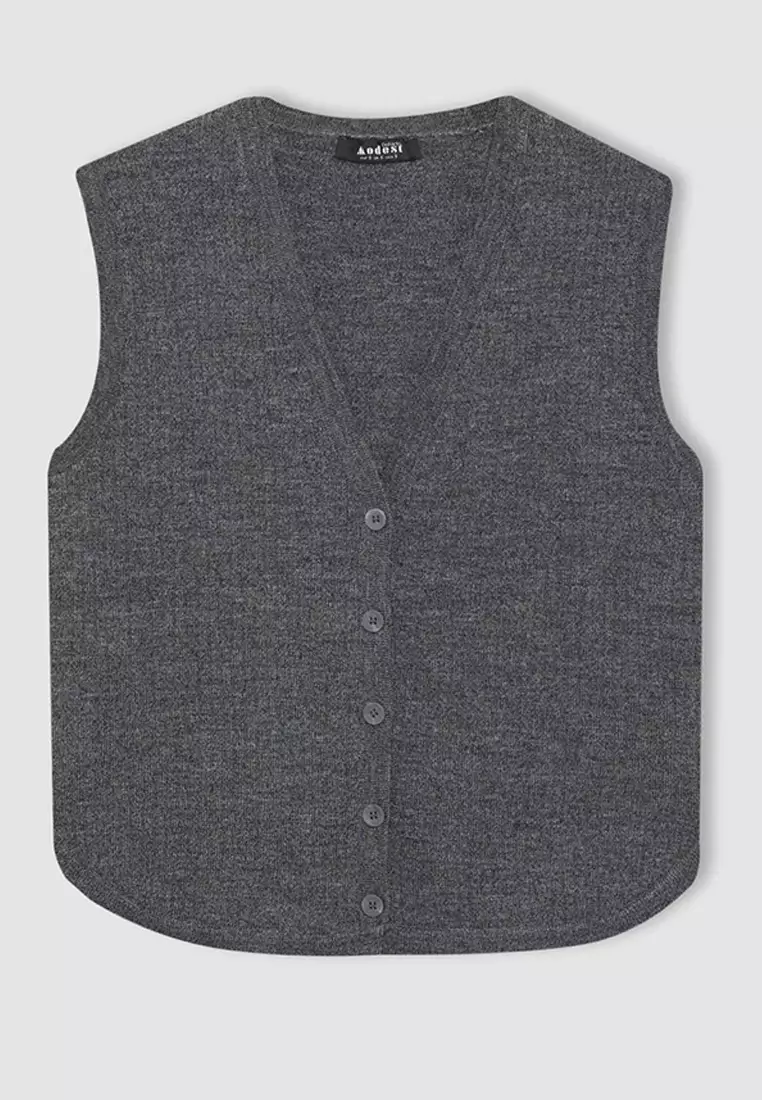 Sweater Vest