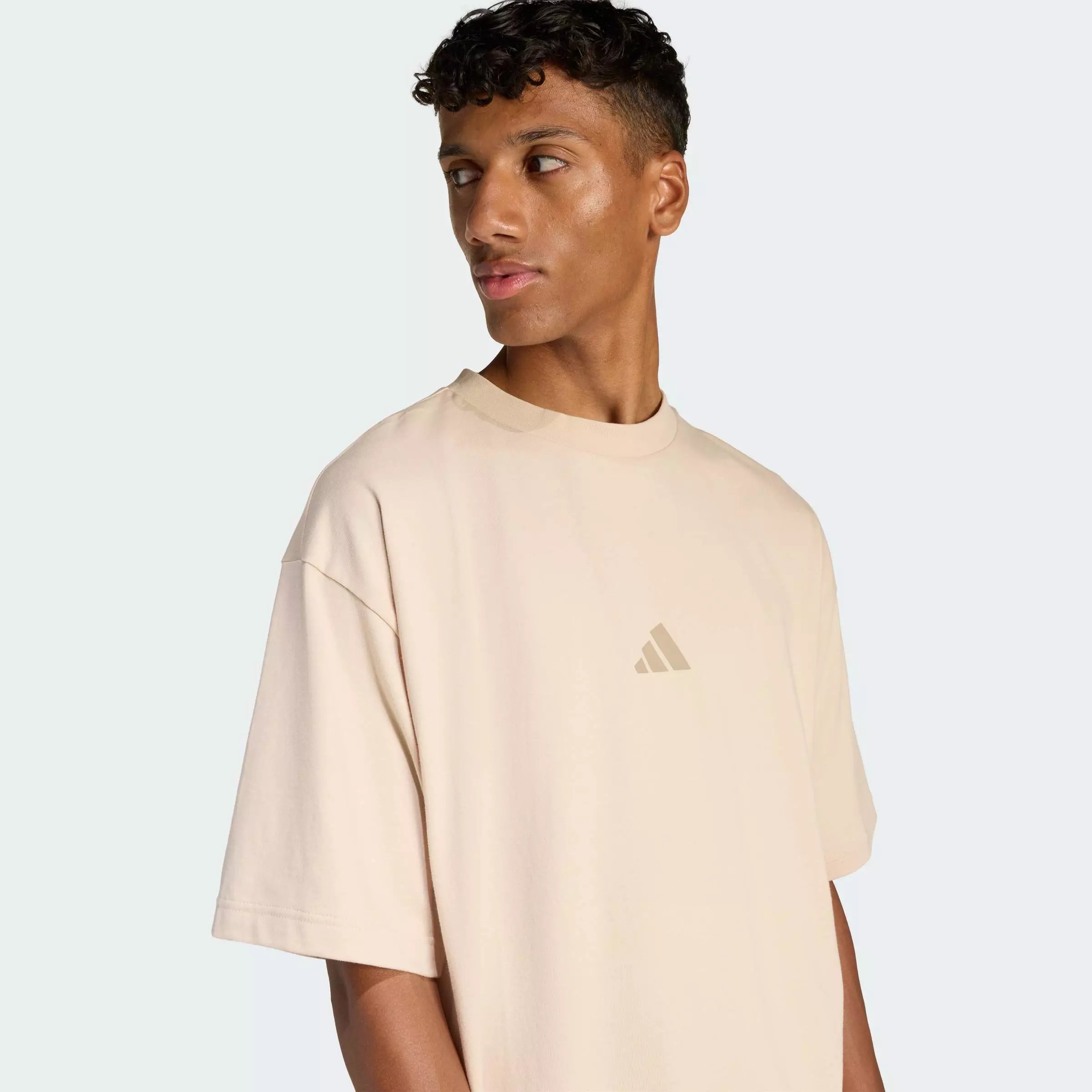 Lifestyle Future Icons Small Logo Tee Men Beige KD7648