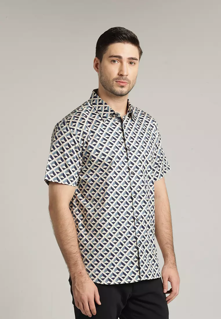 MOC - Kemeja Motif Lengan Pendek Pria Peter - Navy