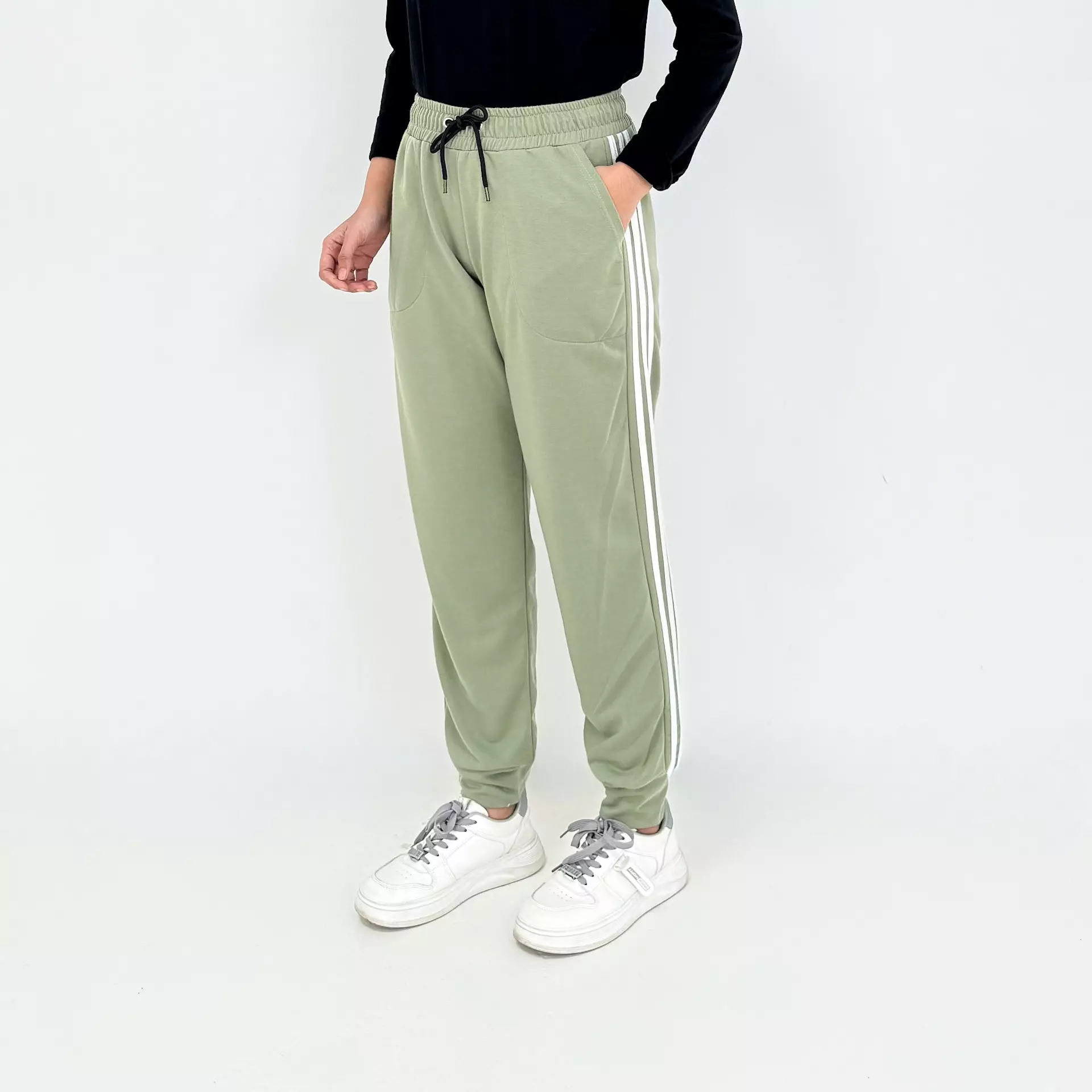 Aliyah Sweat Sporty Pants| Celana Panjang Training Olahraga Wanita - MINT