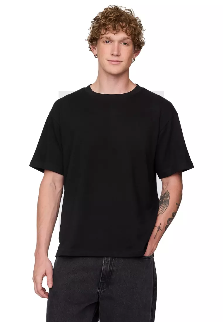 Buy GAP Japan Logo T-Shirt 2025 Online | ZALORA