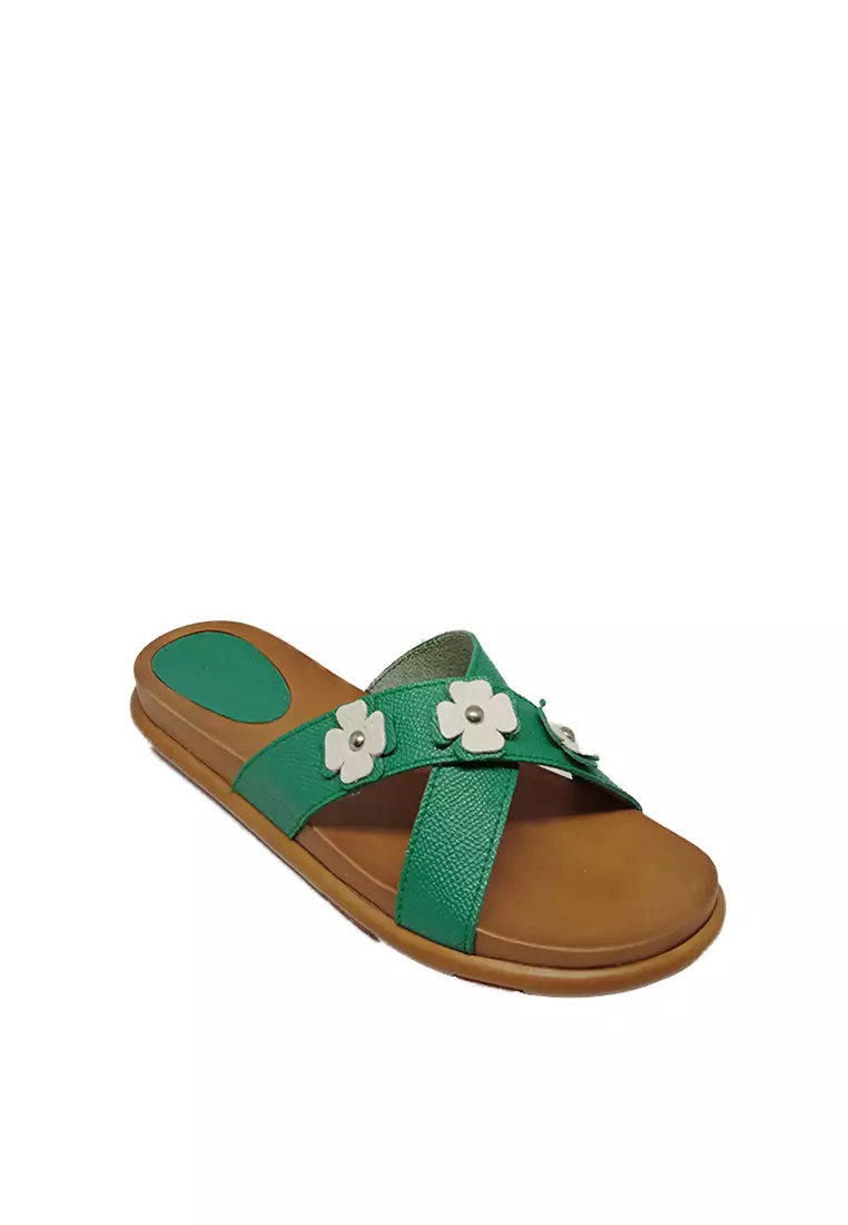 Discount on Otto  shoes - SKU: Floral Flat Sandals