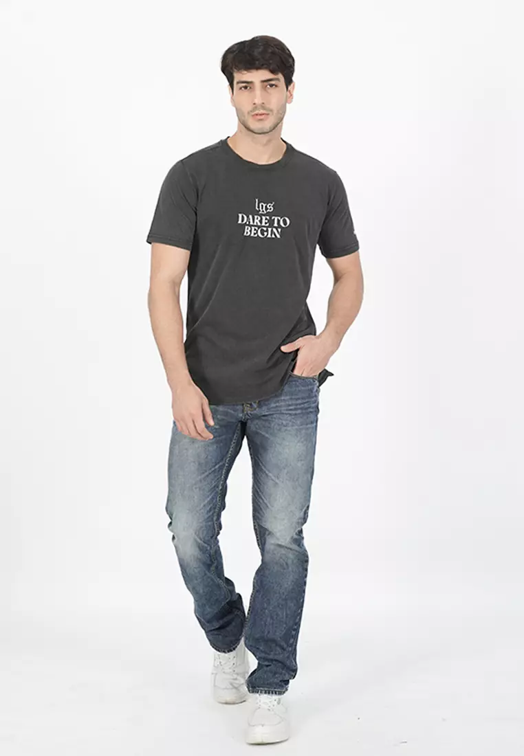 LGS - Kaos Grafis Casual Pria - Sablon Tulisan Dare To Begin - Katun - Warna Hitam - Slim Fit - JTS.322.G3550F.01.C