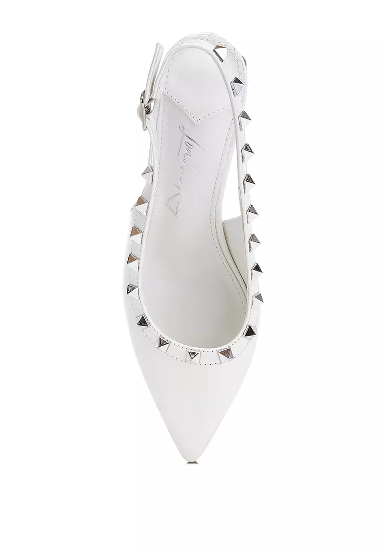 Sandal Slingback Berhiaskan Stud dalam Warna Putih