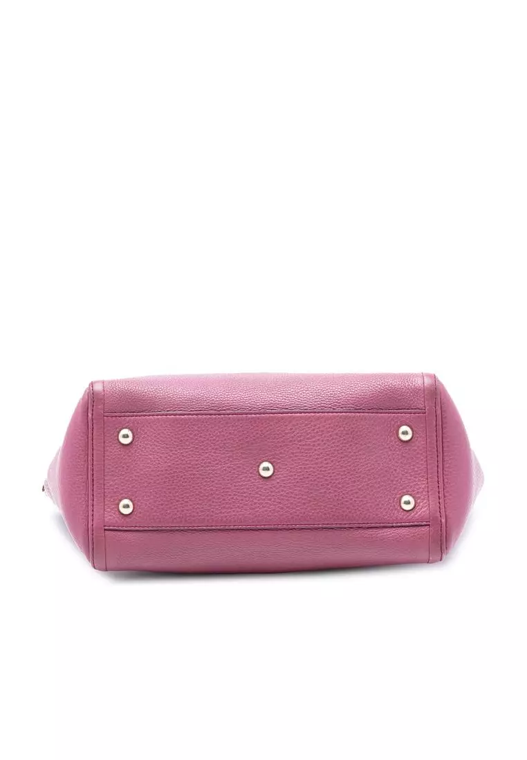 Pre-Loved Gucci Small Pebbled Leather Soho Cellarius Satchel