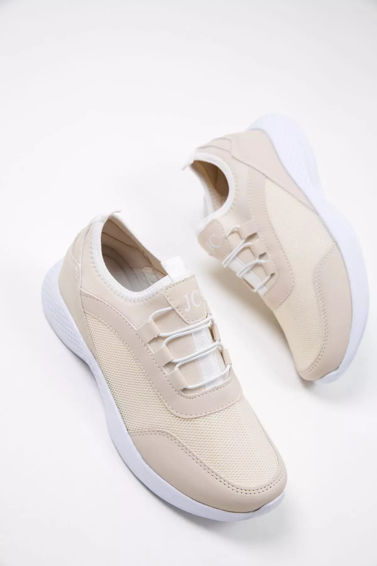 Women's Beige-White Sneakers 15226