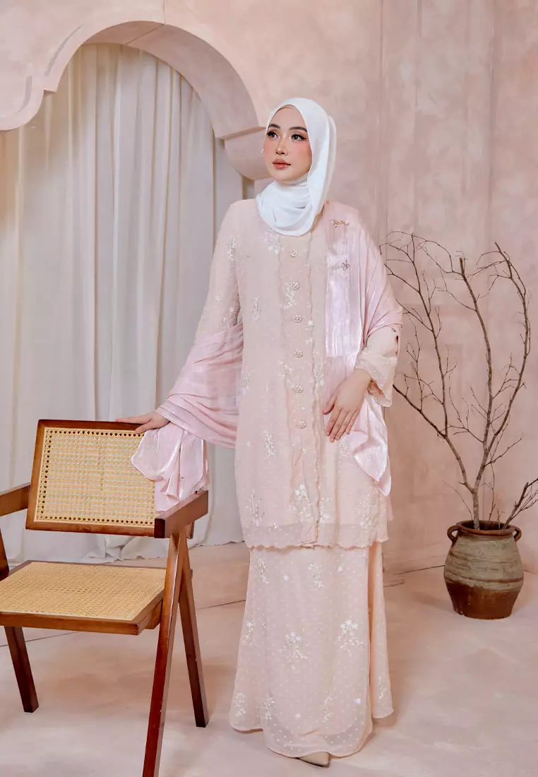 Mayang Chiffon Embroidered Kebarung Modern