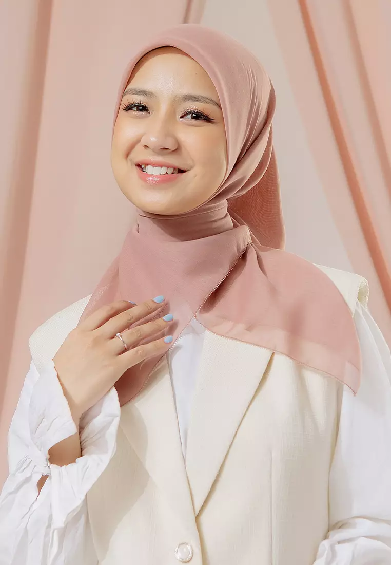 Nashwa Paris Eyelash in Brown Sugar (Lozy x Nashwa)