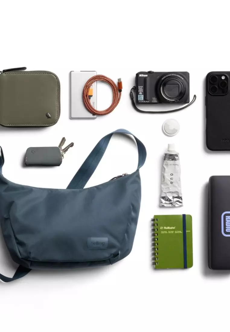 Bellroy Laneway Crescent Bag 2.5L - Bluesteel