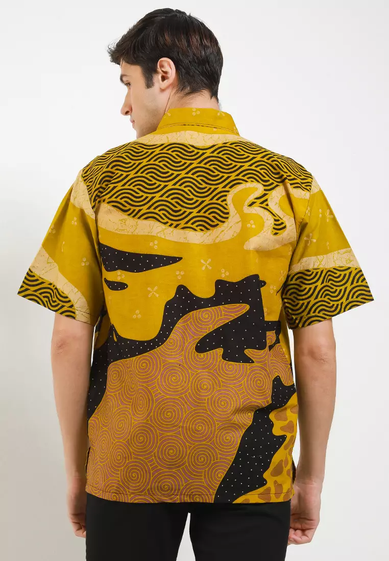 Viona Kemeja Batik Premium Pria Casual Modern Lengan Pendek