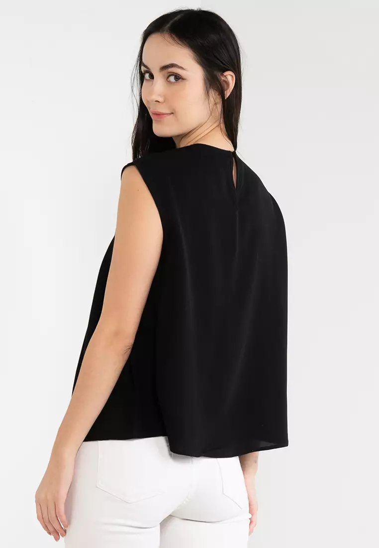 Wide Shoulder Pleat Detail Top