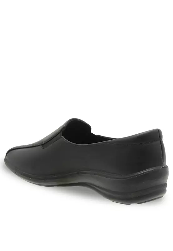 Round Toe Flats