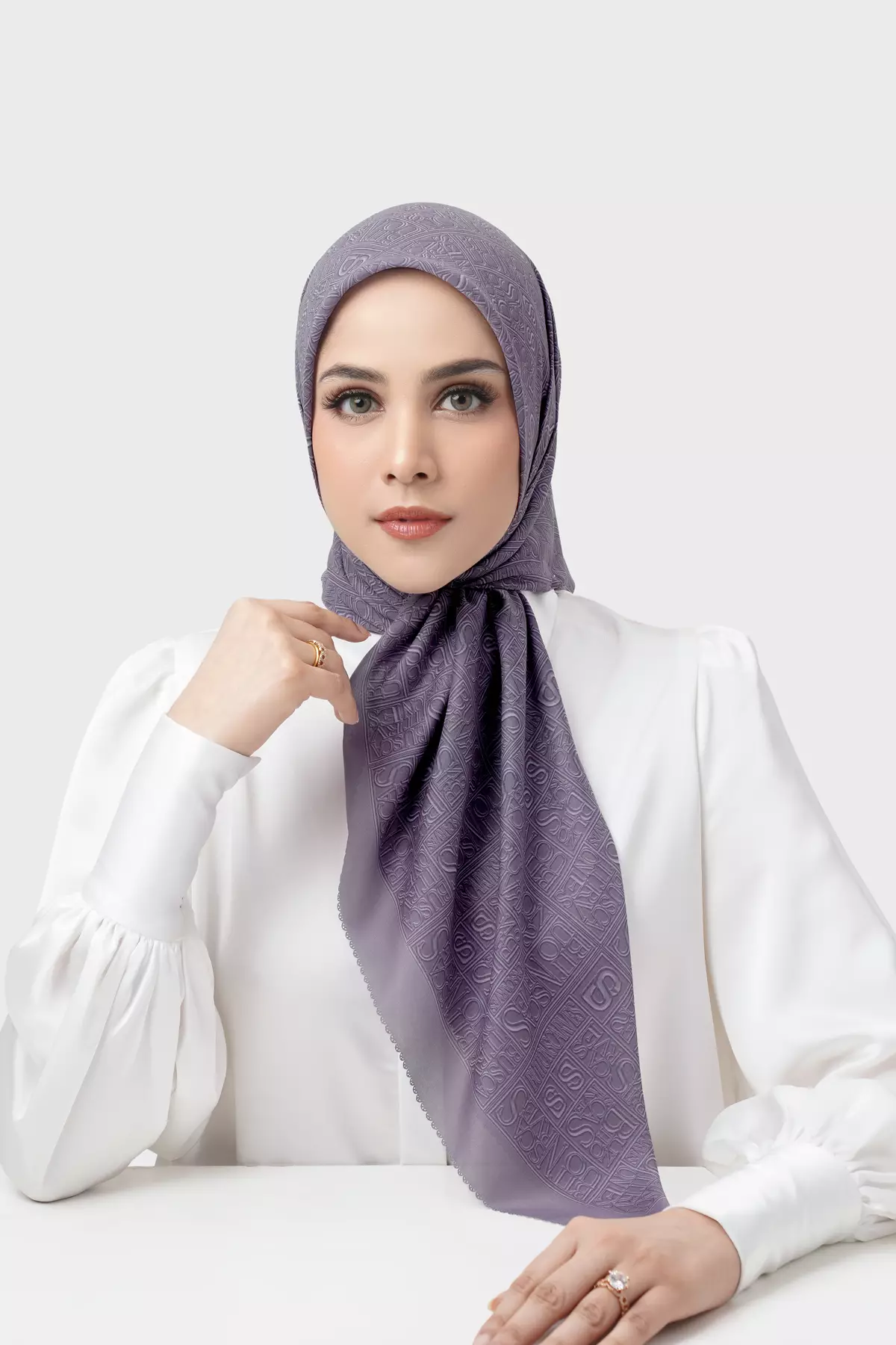 Typograph Square - Grapeade