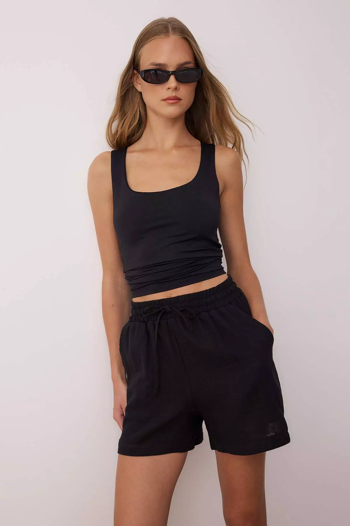 Black Muslin Elastic Waist High Waist City Boy Shorts