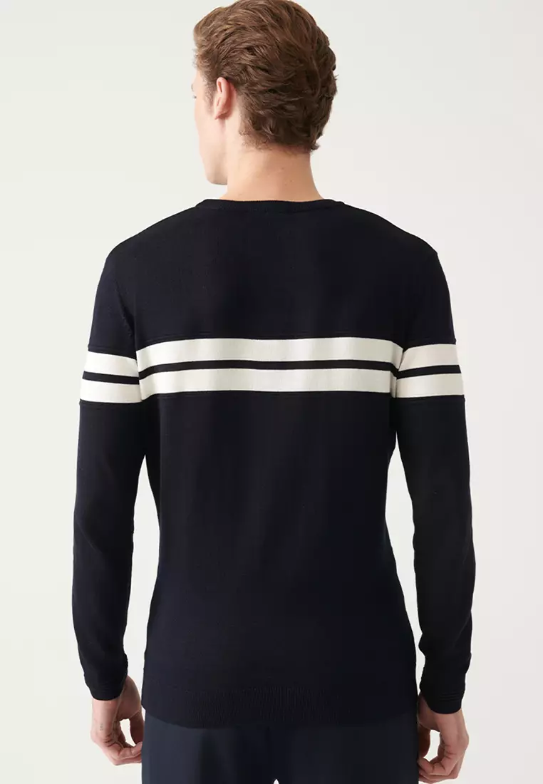 Crew Neck Knit Sweater