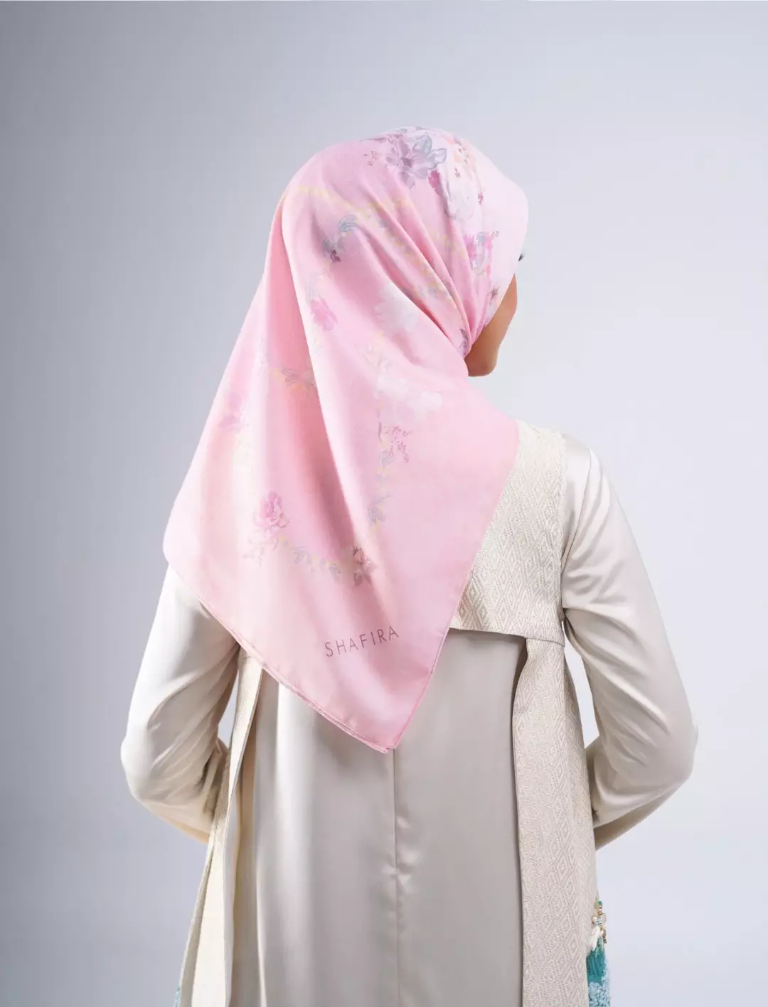Niomy Printed Scarf Light Pink | Hijab Kerudung Segi Empat Motif