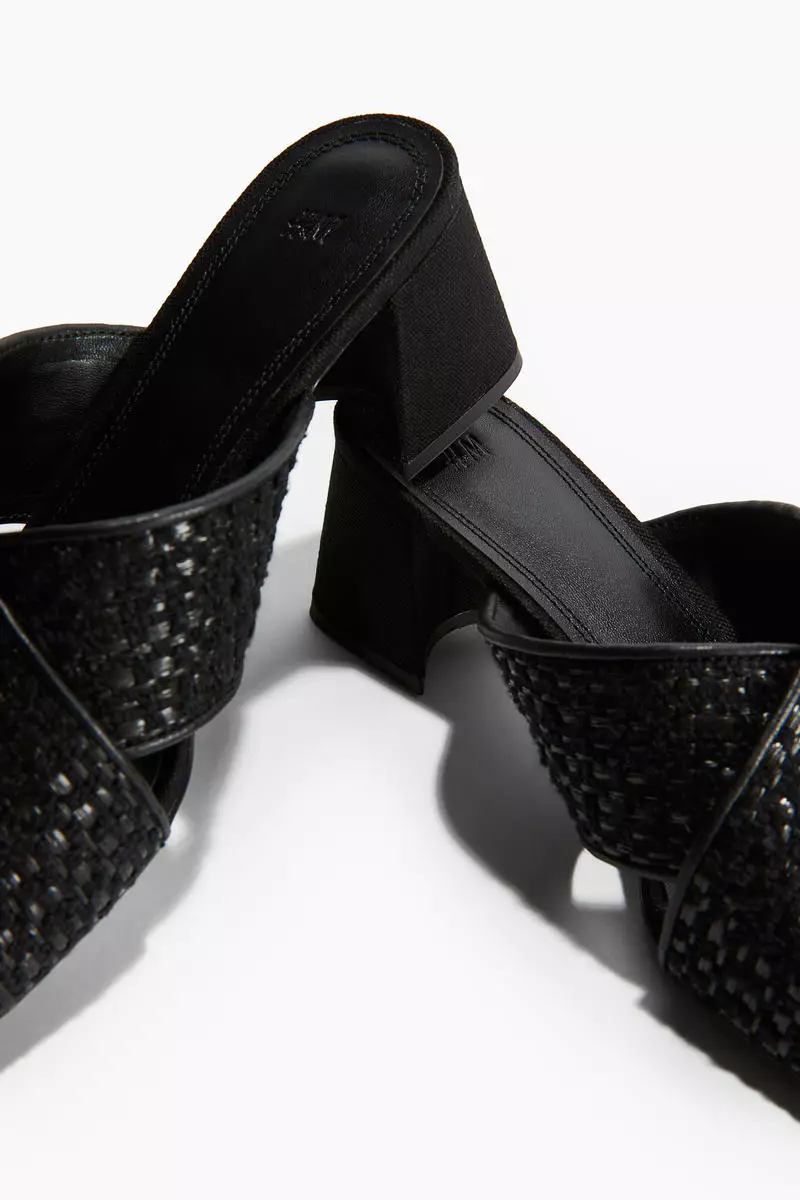 Textured mules