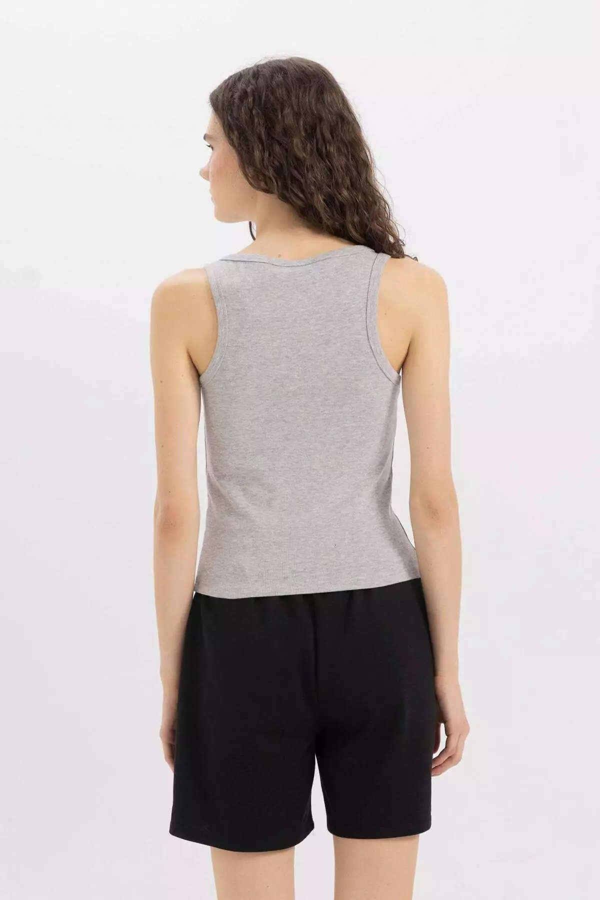 Slim Fit Slim Fit U Neck Basic Plain Ribbed Undershirt C9826Axns