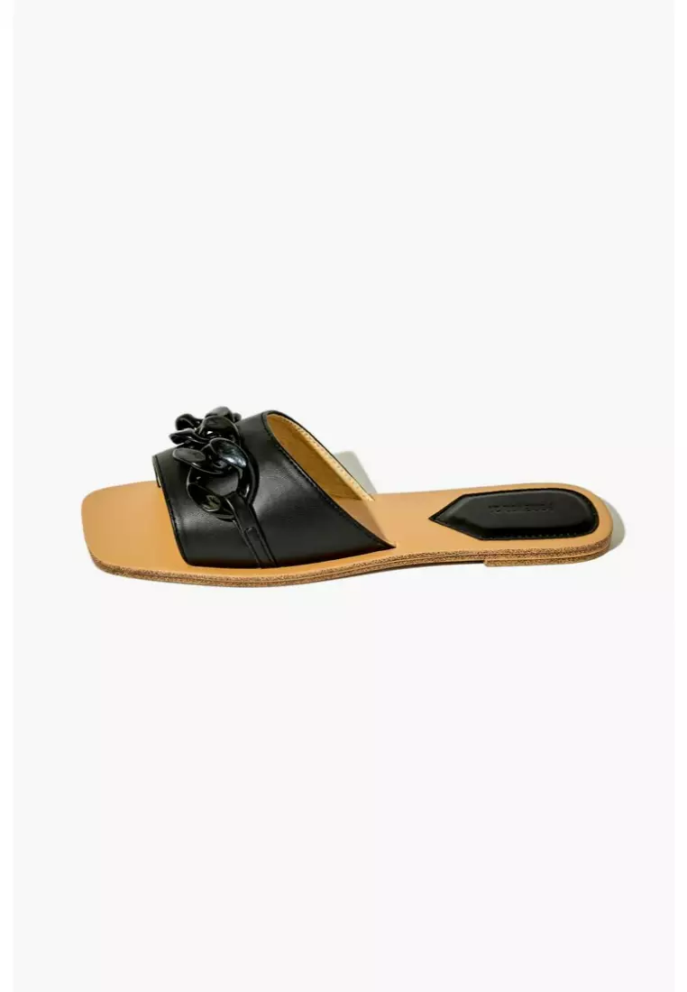 Forever 21 sales black sandals