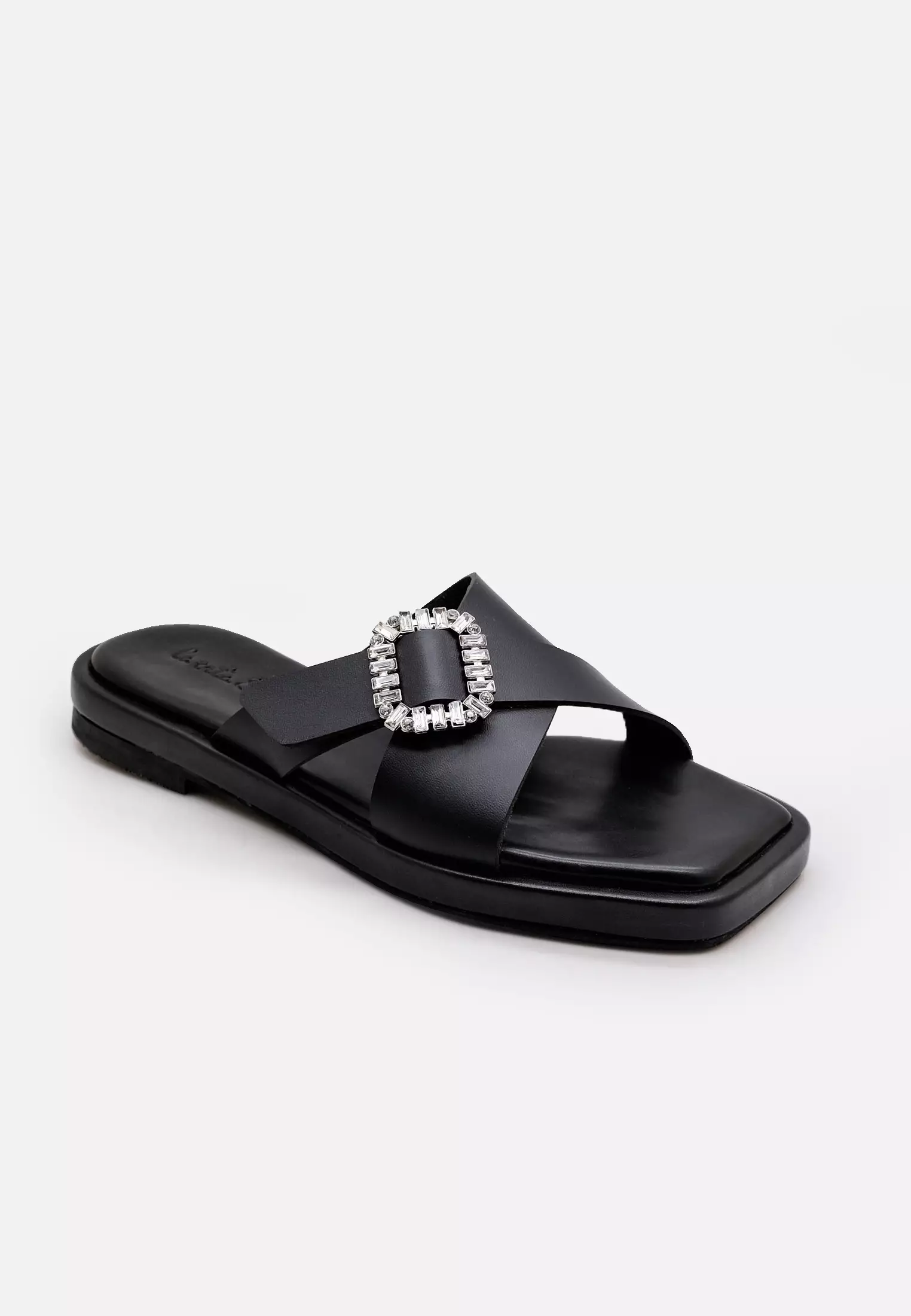Millie Crystal Sandal Flat Wanita