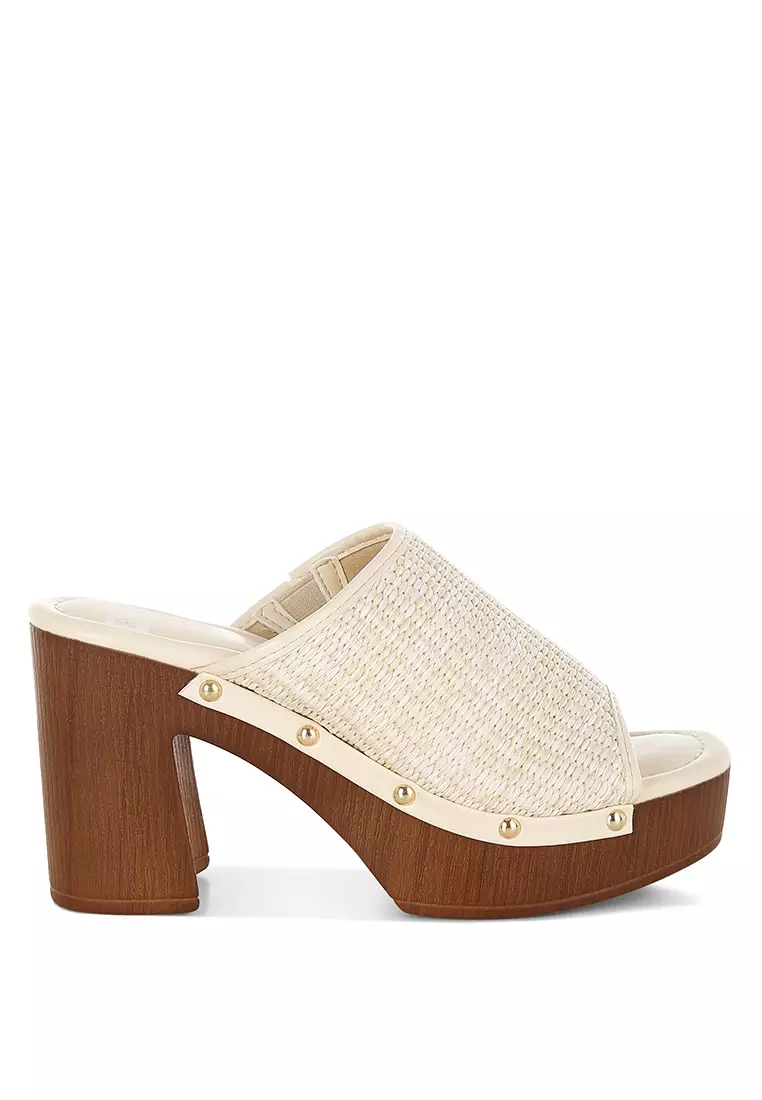 Raffia Wooden Clogs In Light Beige