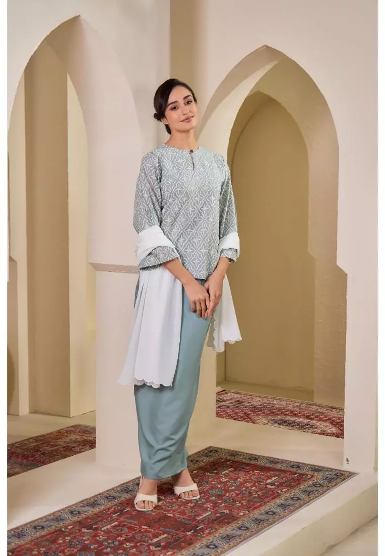 Kurung Kedah Batik Moden