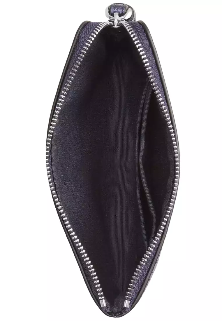 Corner Zip Wristlet In Signature Canvas - Blue/ Navy CCK71