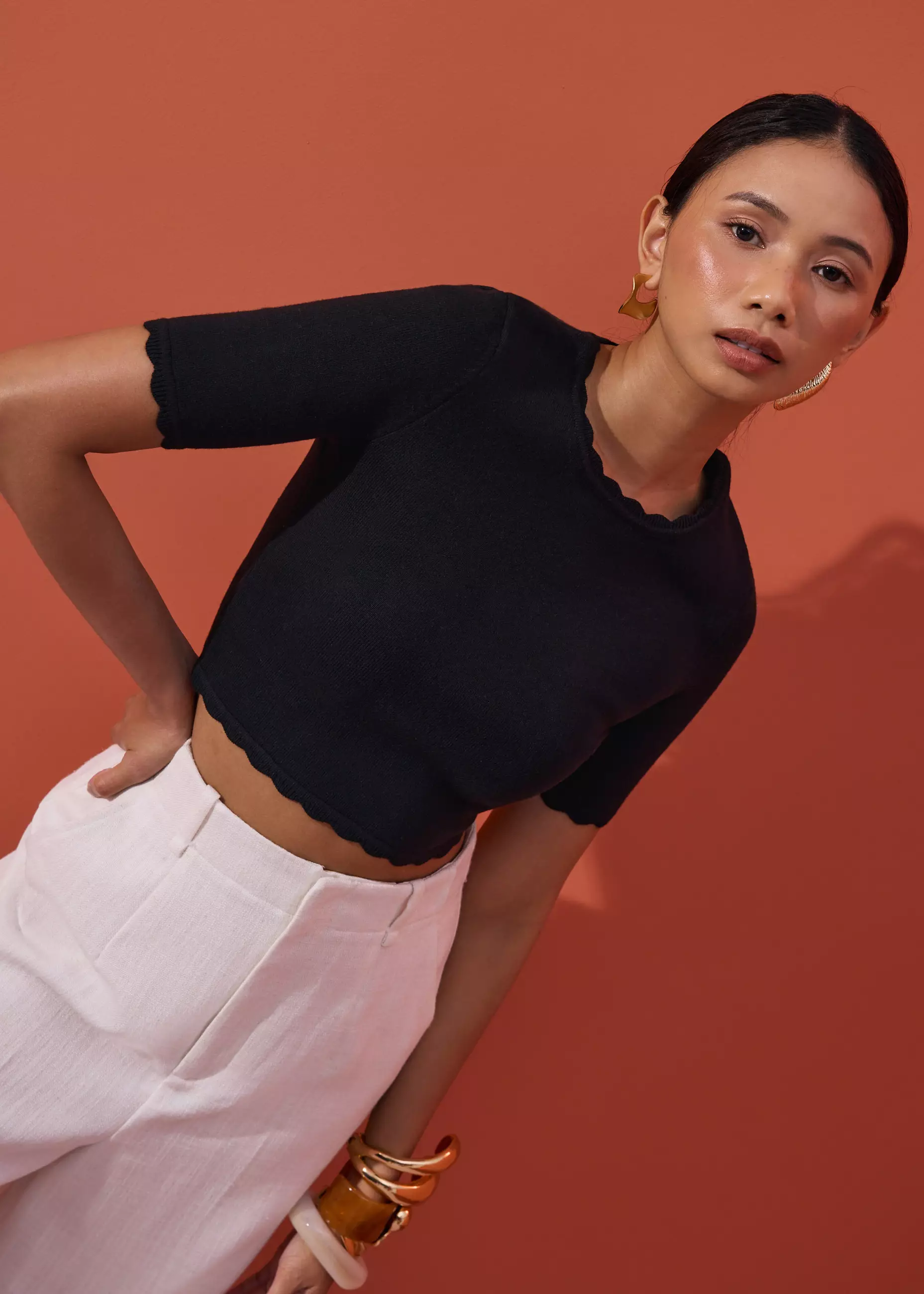 Atasan Wanita - Raisa Knit Scallop Edge Crop Top