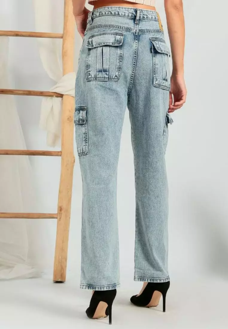 Gwen Cargo Jeans Highwaist in Light Blue