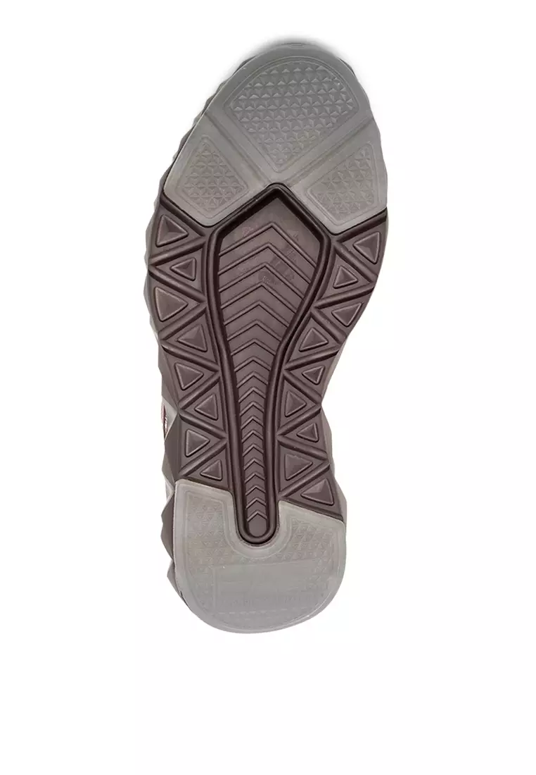 TECHNICAL SNEAKER