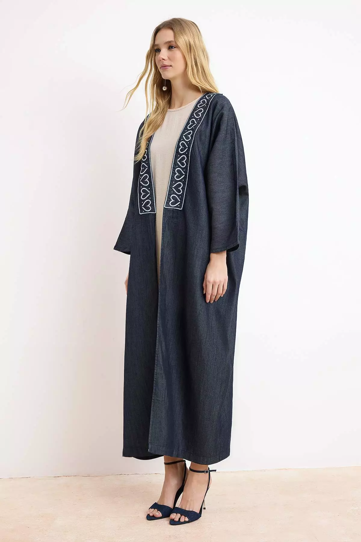 Nasiba Hafiz X Trendyol Collection Blue Embroidery Detailed Denim Abaya Tctss26Kf2