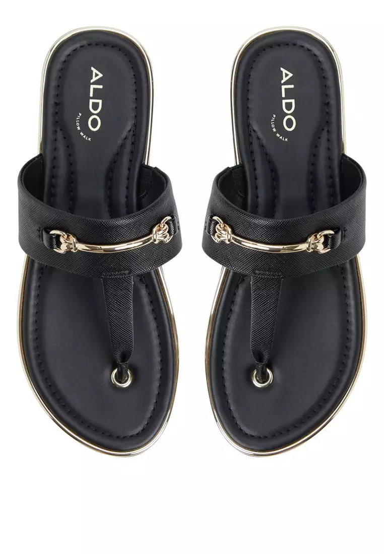 Lobredanten T-Strap Sandals