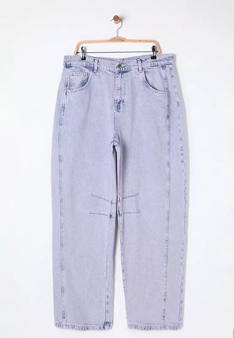 Plus Size Baggy Fit Jeans