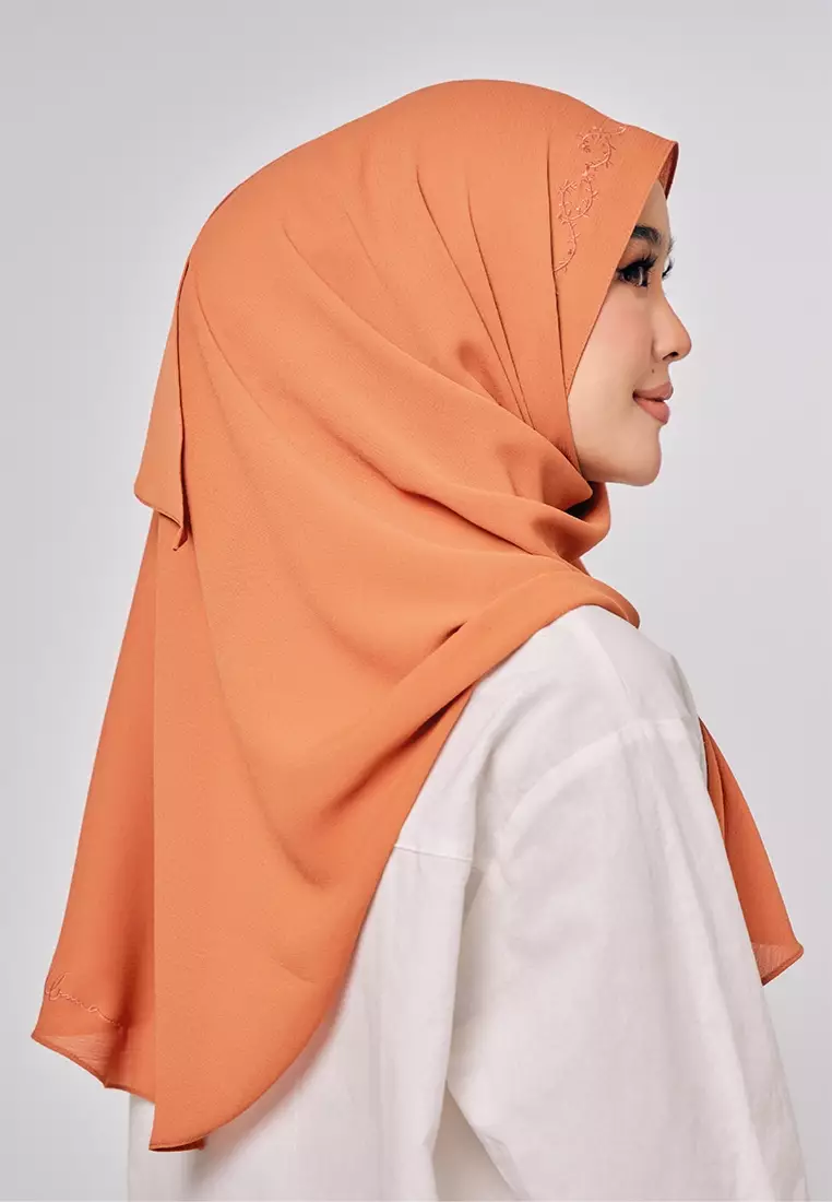 Sulam Mekar Ironless Chiffon Triangle Bawal in Autumn Brown