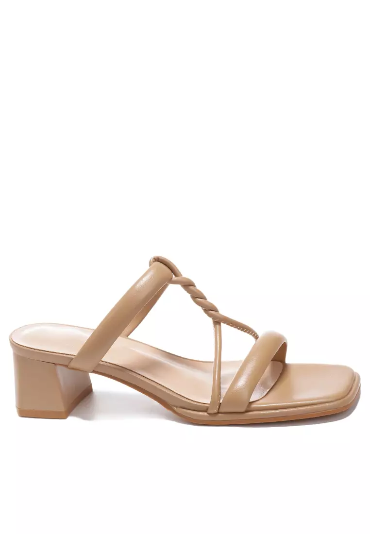 Discount on Twenty Eight Shoes  shoes - SKU: 5cm Twist T-Strap Heel Sandals By1152-21