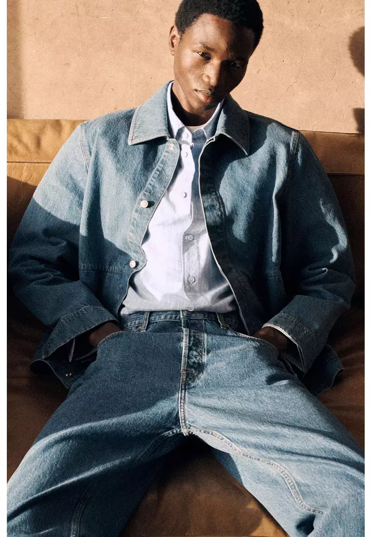 SIGNATURE REGULAR-FIT STRAIGHT-LEG JEANS