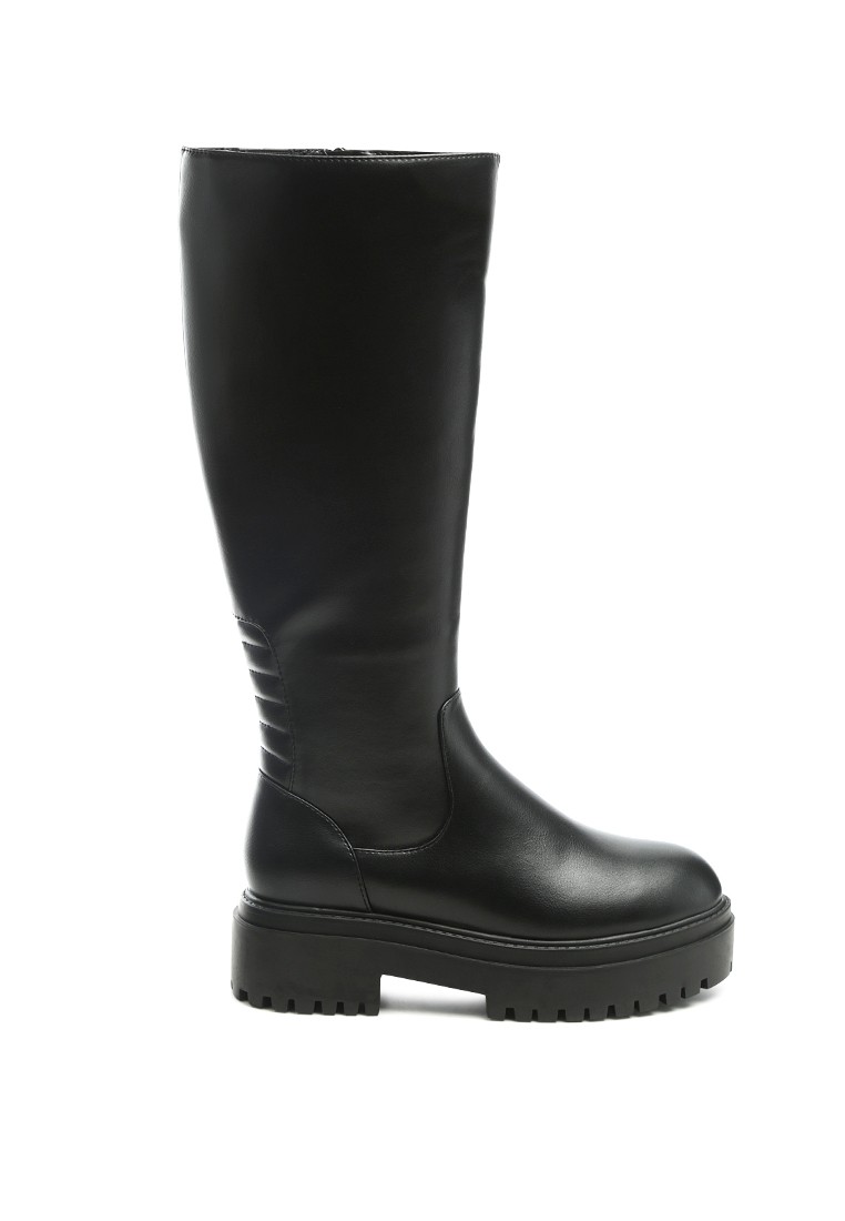 Round Toe Knee High Platform Boot in Black