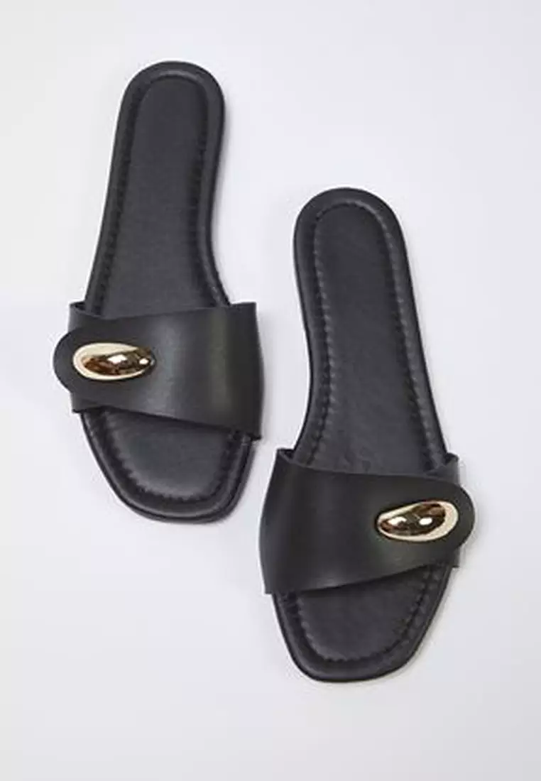 Black Metal Decorated Women's Stylish Slippers Takss25Te00041