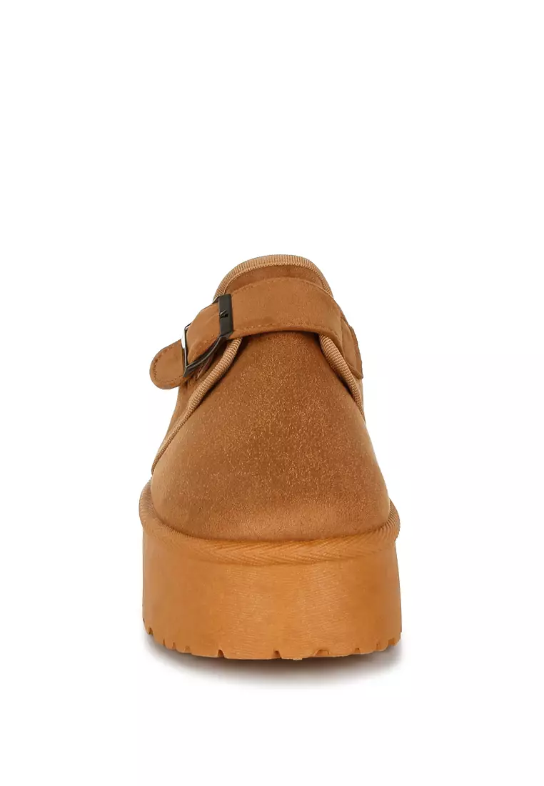 Sepatu Platform Tali Gesper Klasik Slip-On Warna Coklat Muda