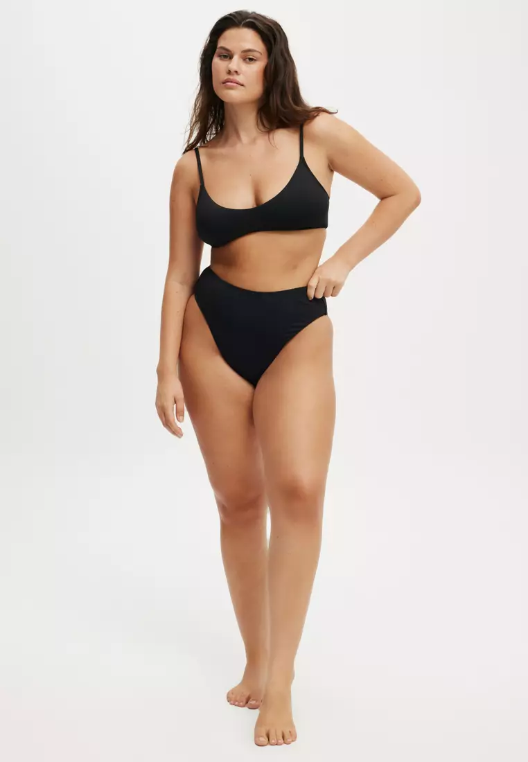 Super Scoop Bikini Top