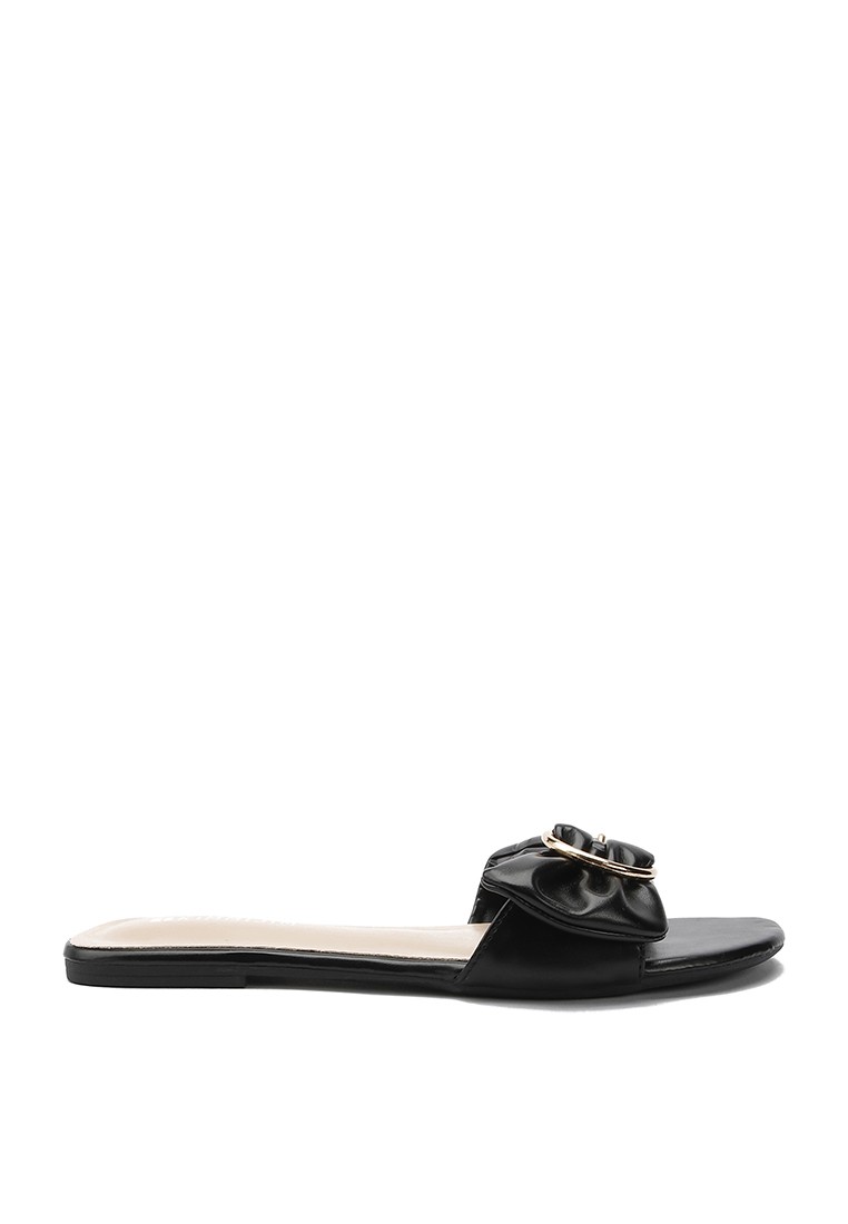 Alma Slip-On Flat Sandals