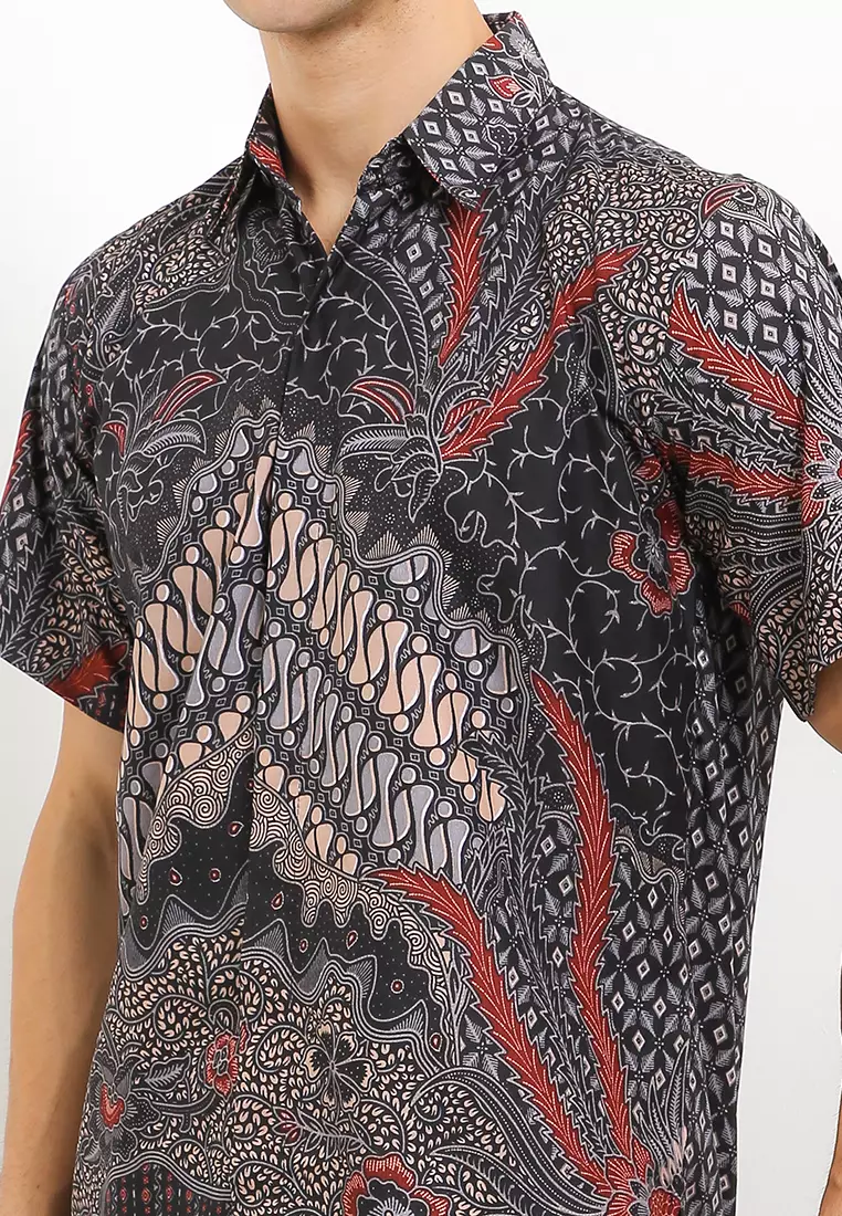 Sandro Kemeja Batik Exclusive Premium Pria Casual Modern Lengan Pendek