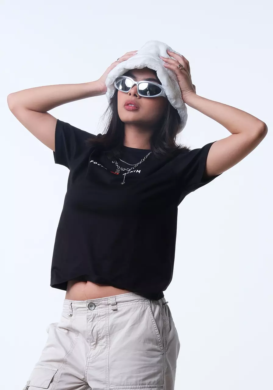 Kaos Wanita Fitted Lifa Black