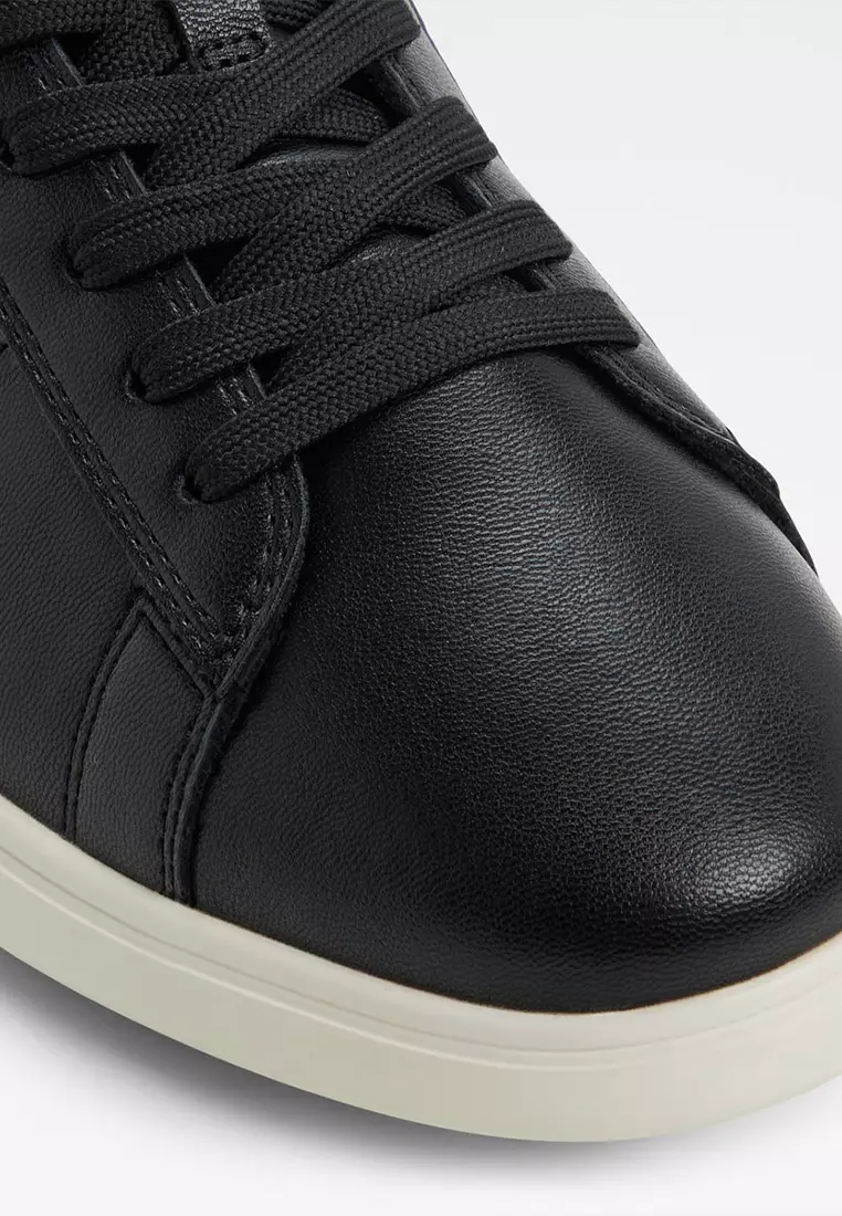 Ovie Low-Top Sneakers