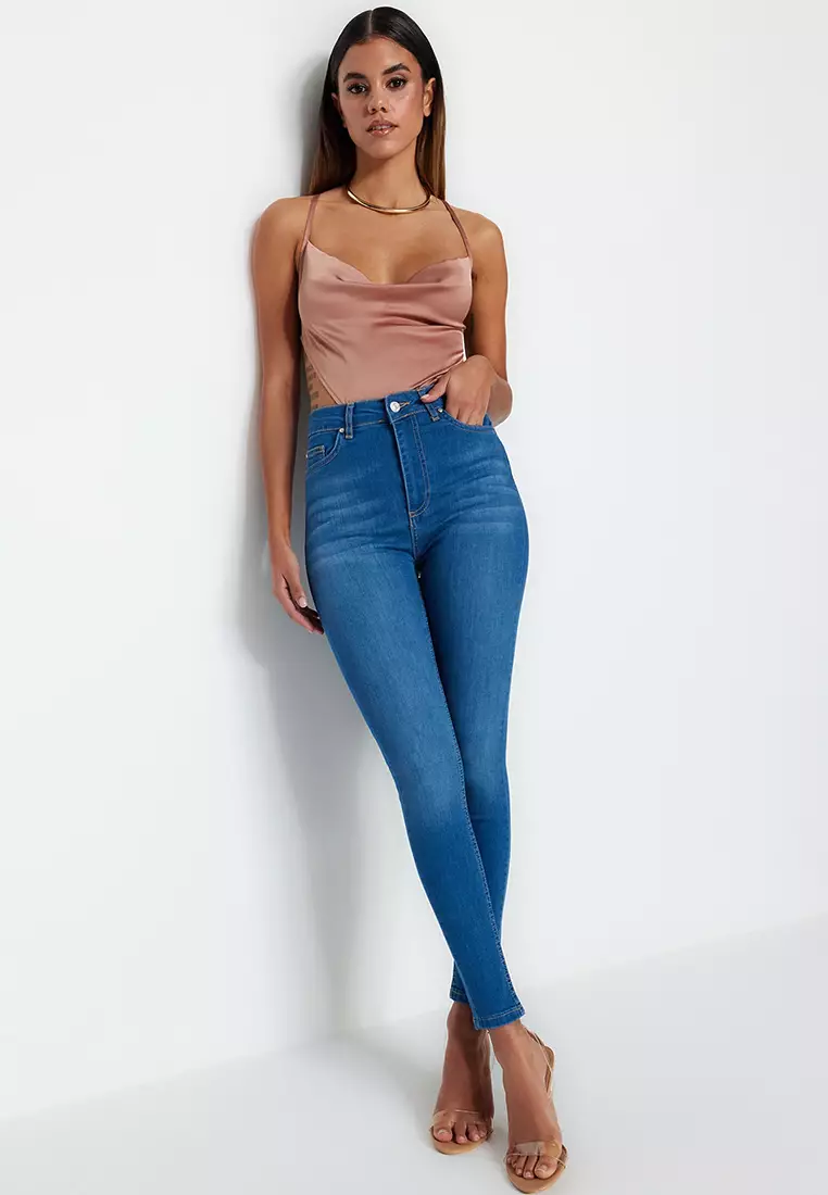 Slimming Effect Super High Waist Skinny Jeans
