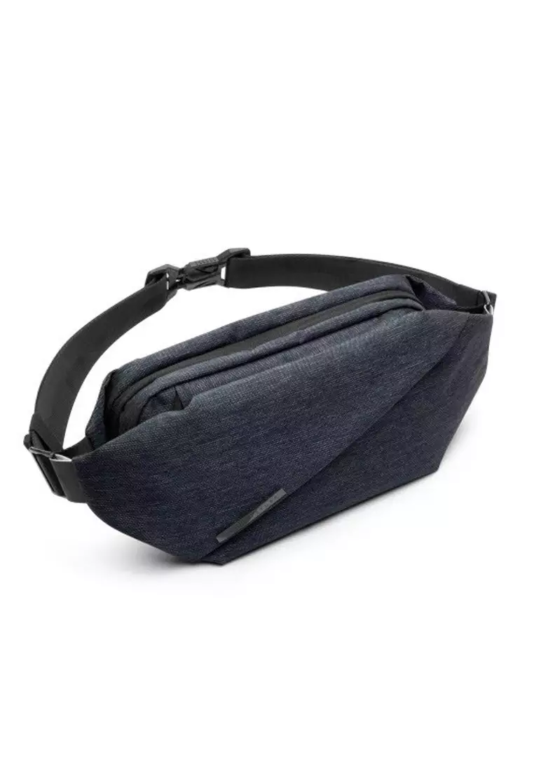 NIID x Urbanature Radiant R0 貼身單肩袋 - 藍色牛仔布