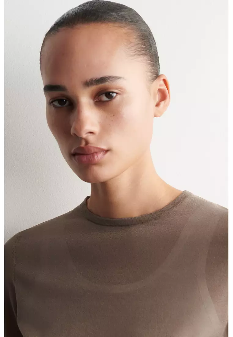 LAYERED KNITTED LONG-SLEEVED TOP