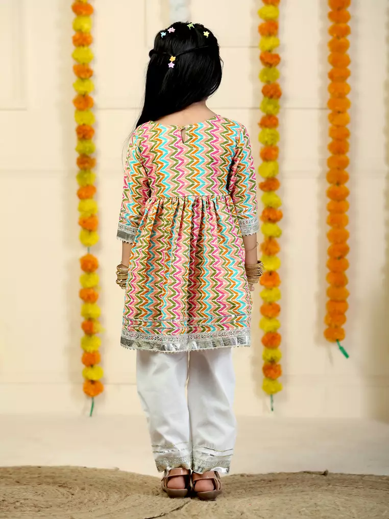 Chitrakatha Abstract Print Girls Anarkali Pajama Set