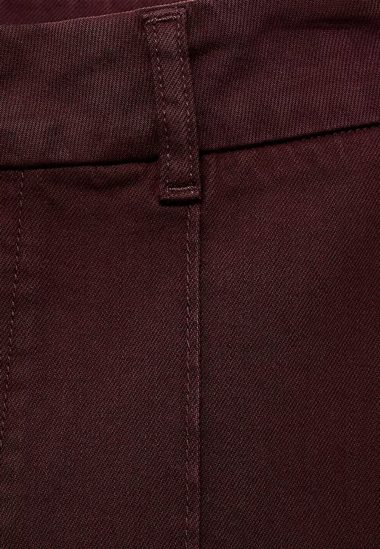 High-Waisted Wide-Leg Jeans With Stitching