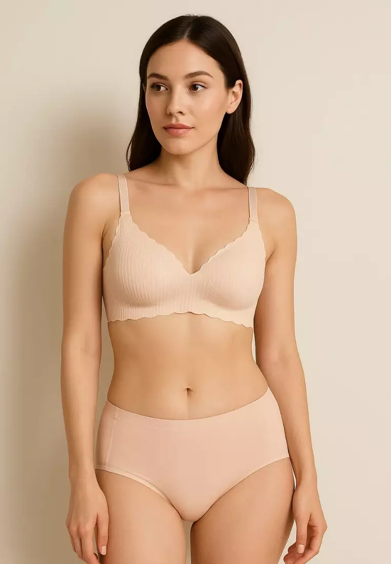 Premium Martha Scallop Seamless Wireless Push Up Bra in Nude